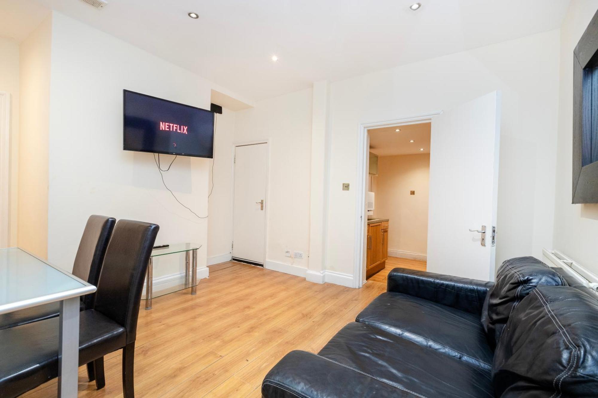 Hyde Park Rooms & Apartments Лондон Экстерьер фото